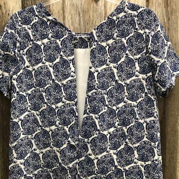 Lulu’s Taj Mahal Tour Blue Paisley Open Back Shift Dress Small - Picture 8 of 13